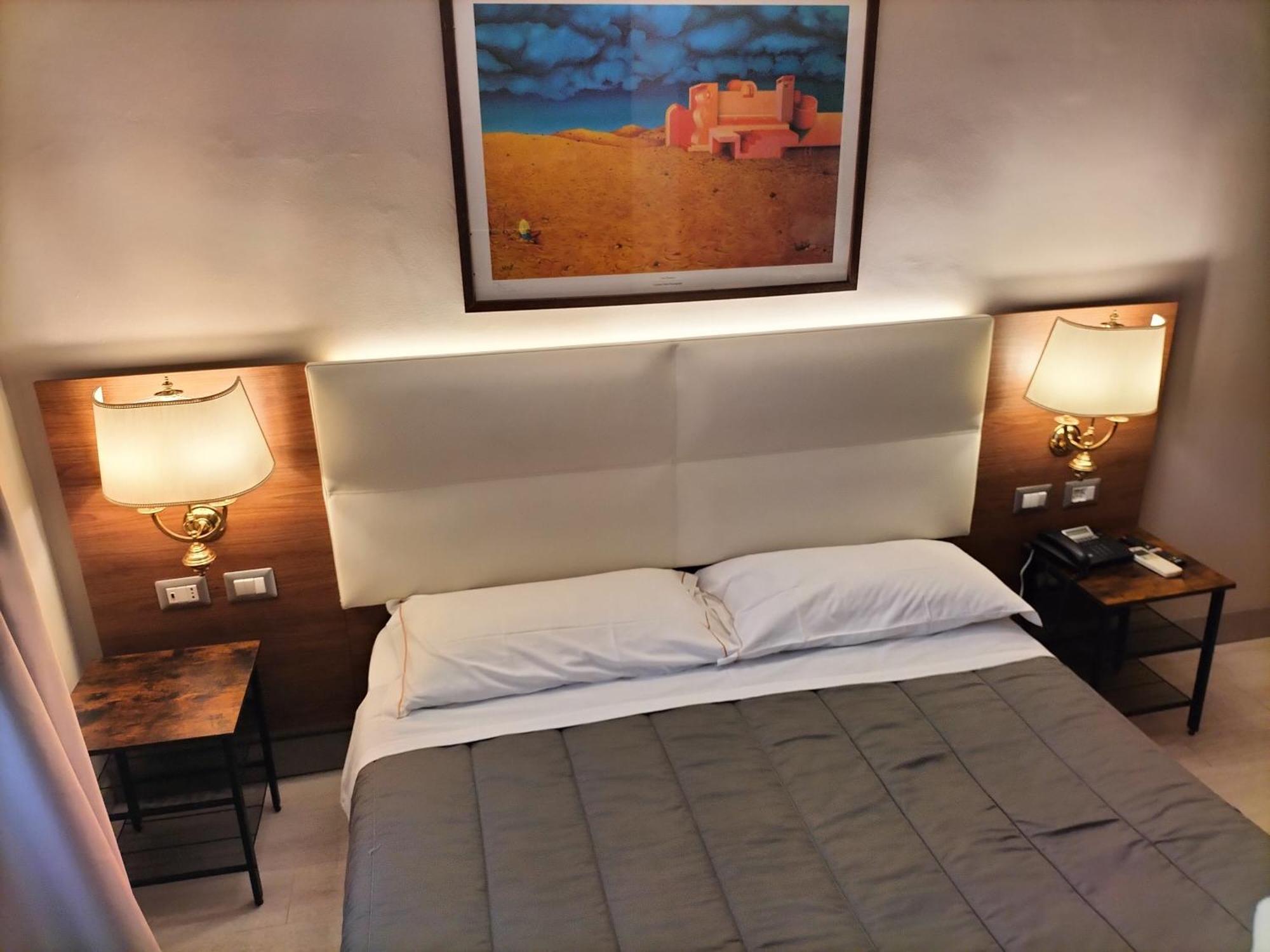 Hotel Mm Dateo Milano Exteriör bild