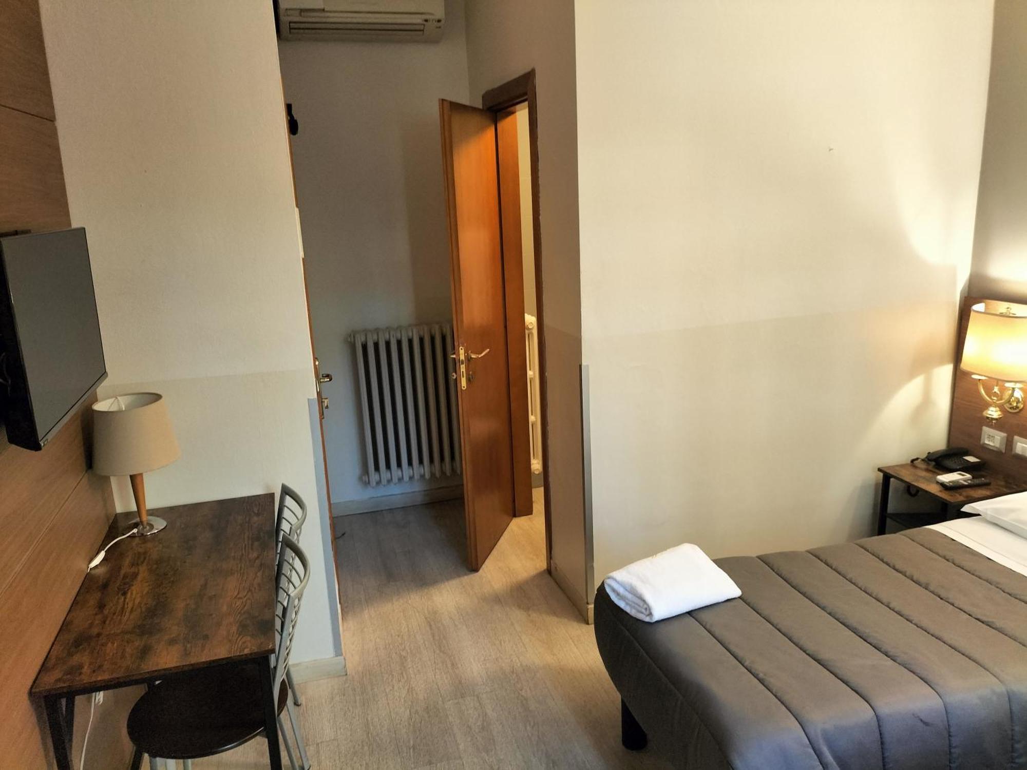 Hotel Mm Dateo Milano Exteriör bild