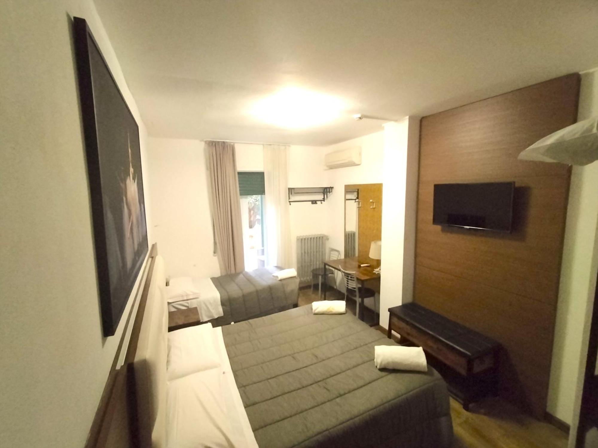 Hotel Mm Dateo Milano Exteriör bild