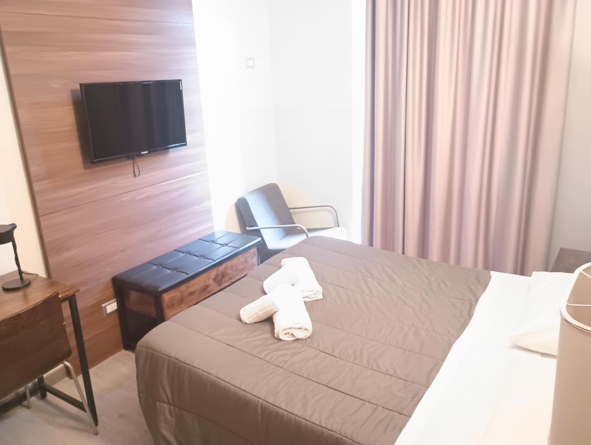 Hotel Mm Dateo Milano Exteriör bild