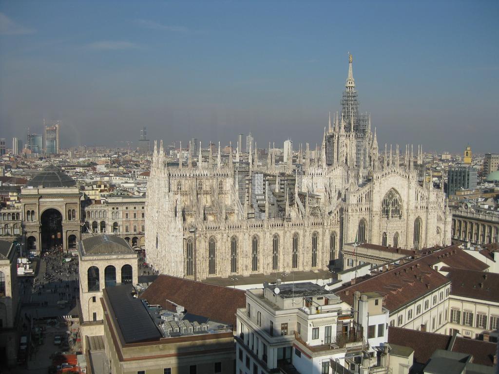 Hotel Mm Dateo Milano Exteriör bild