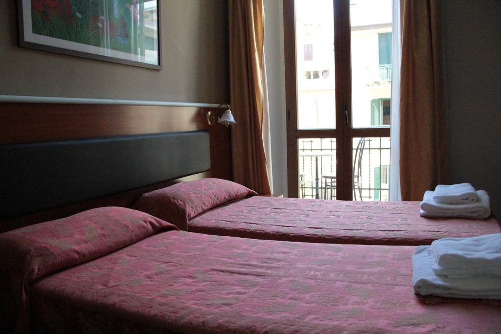 Hotel Mm Dateo Milano Exteriör bild